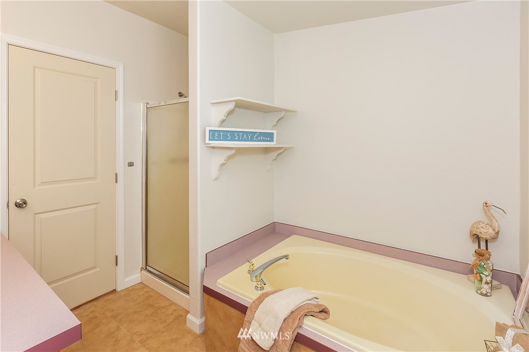 6223 East Grapeview Loop Road Allyn, WA 98524 - Photo 27 of 40 Gallery Image 27
