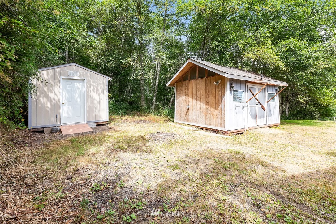 6223 East Grapeview Loop Road Allyn, WA 98524 - Photo 33 of 40 Gallery Image 33