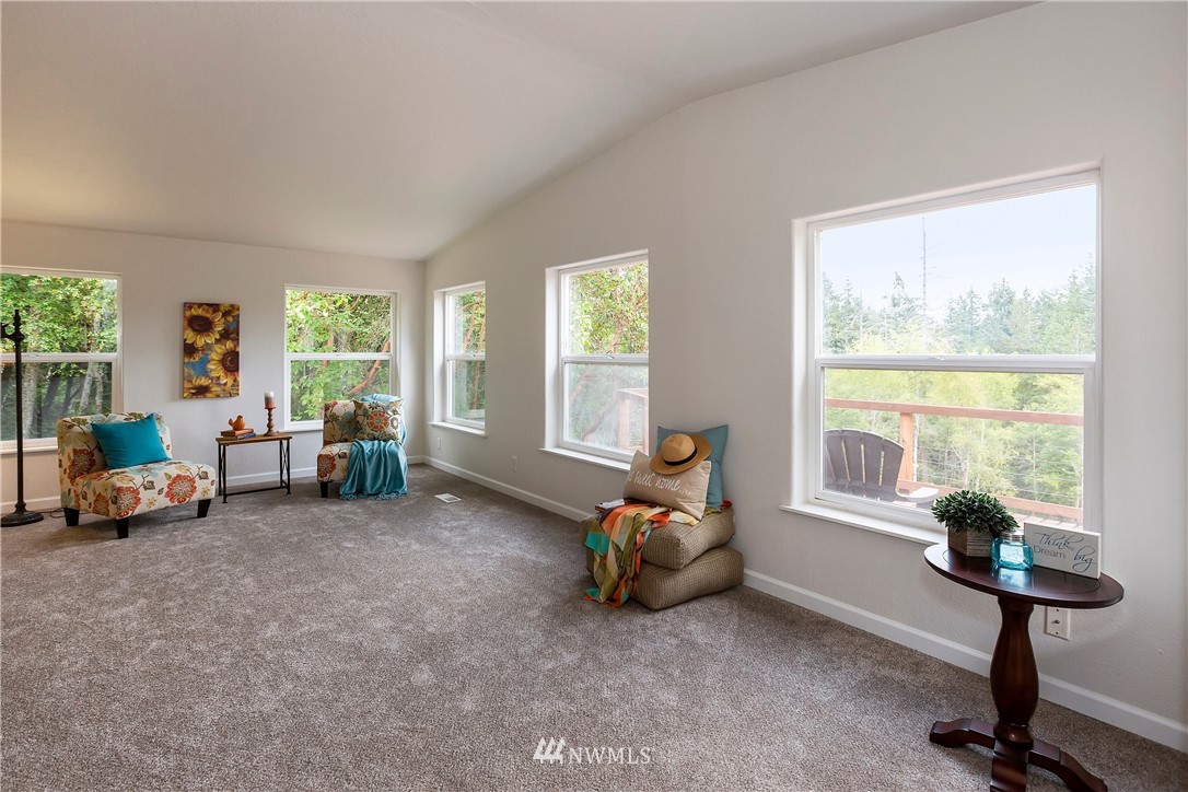 6223 East Grapeview Loop Road Allyn, WA 98524 - Photo 5 of 40 Gallery Image 5