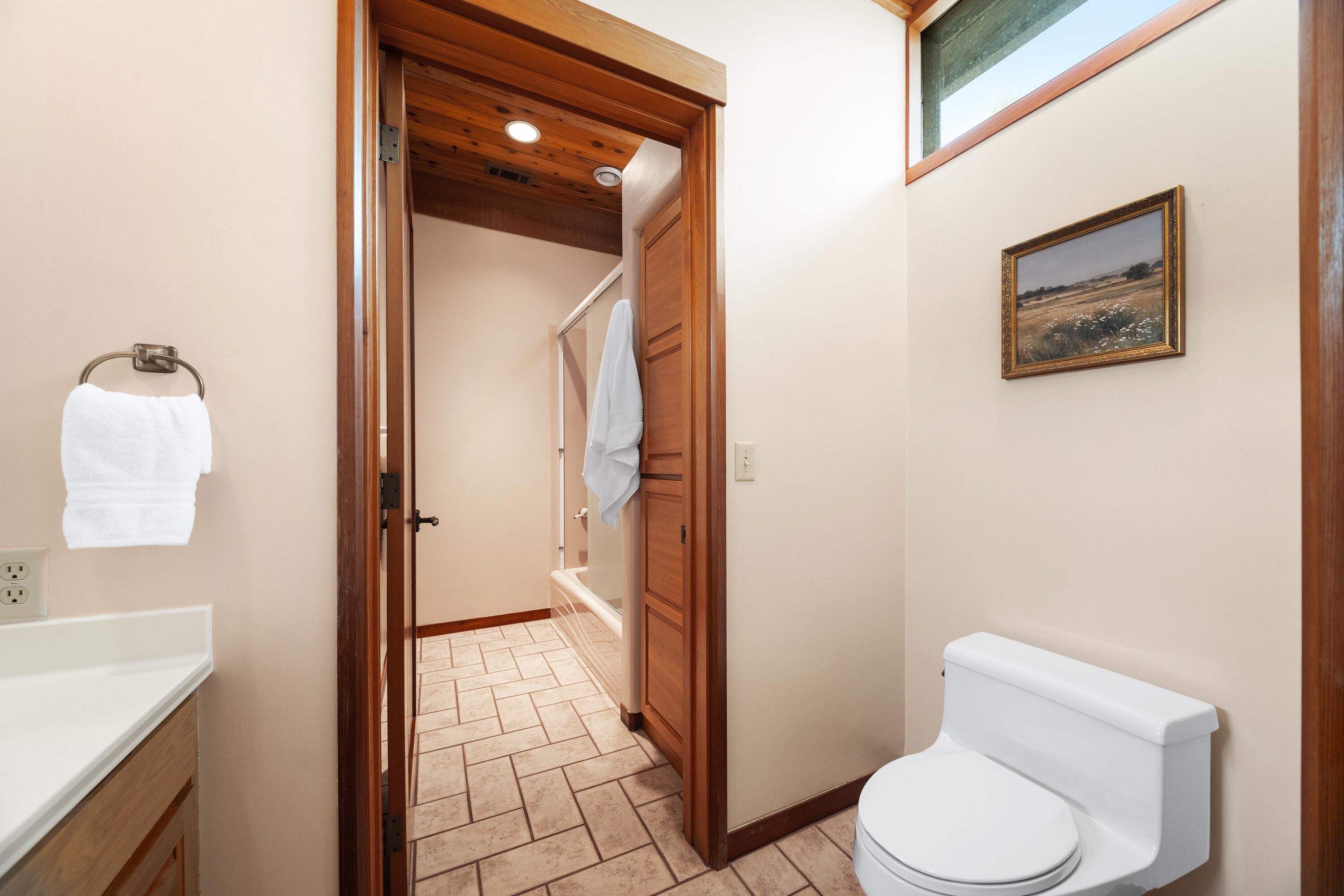 22611 Adobe Road Red Bluff, CA 96080 - Photo 48 of 76 Main Bathroom