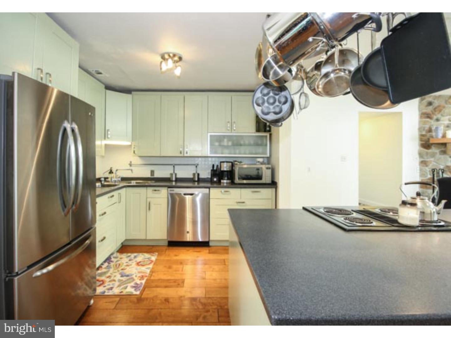 1062 Marie Road Rydal, PA 19046 - Photo 11 of 25 Kitchen