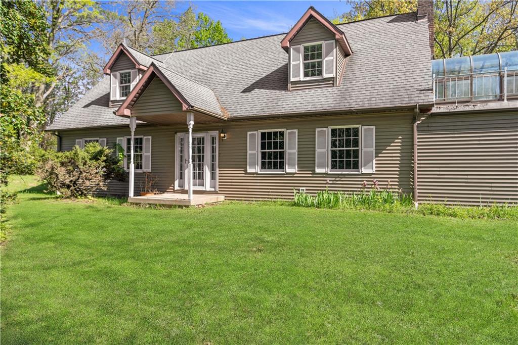 242 Dodds Road Butler, PA 16002 - Photo 3 of 30