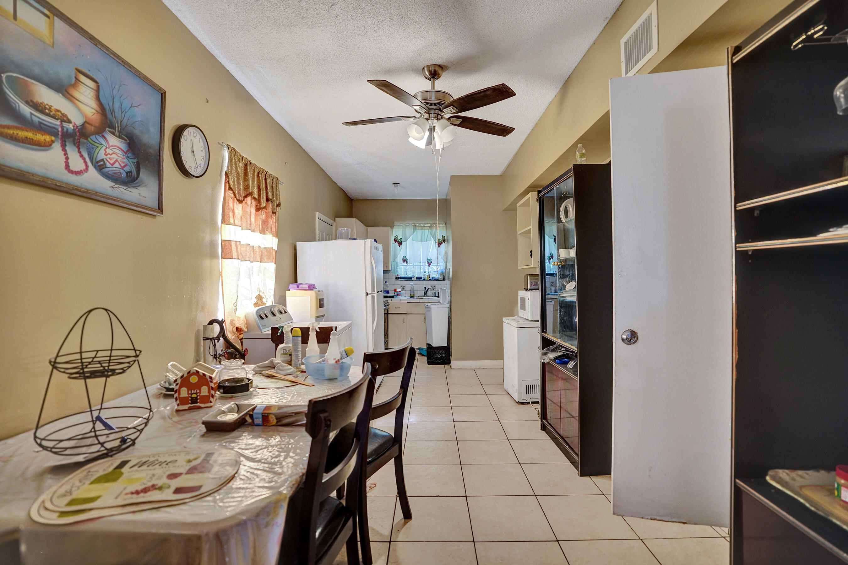 57 Northwest 68th Street Miami, FL 33150 - Photo 6 of 37 DSC05035