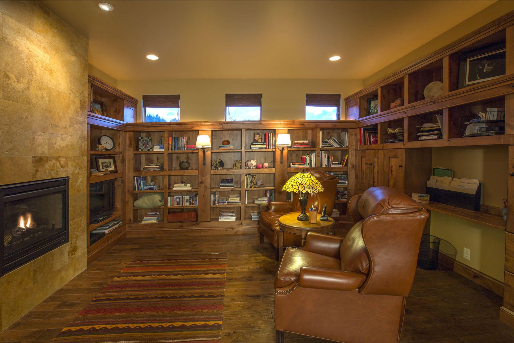 771 Cnty Road Ridgway, CO 81432 - Photo 18 of 68 The Coxy Library