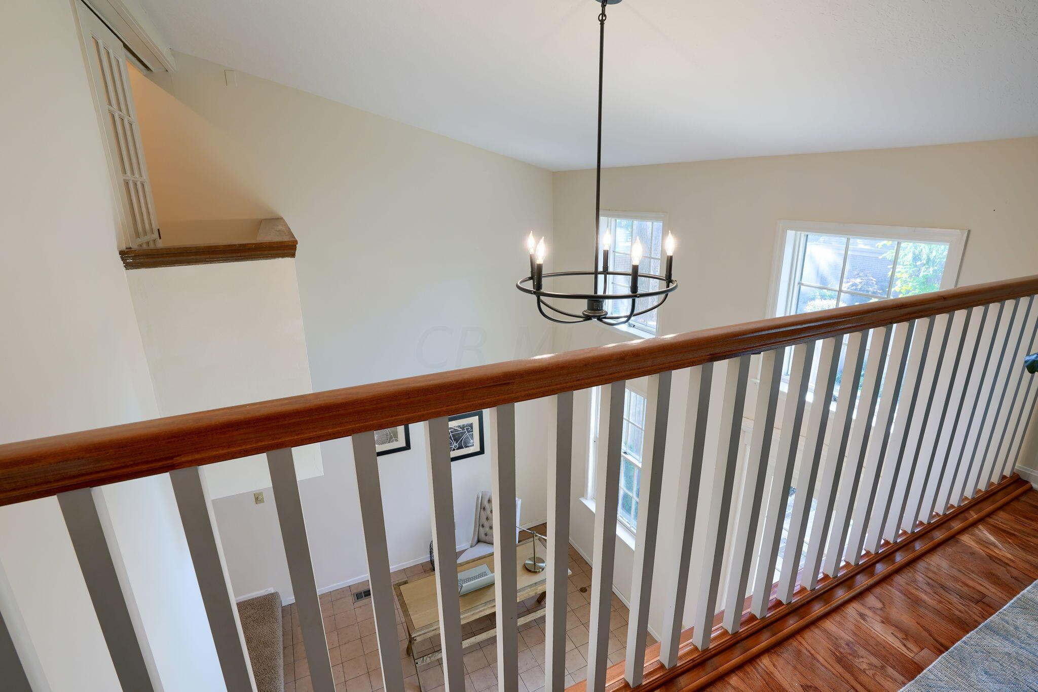 2207 Sandston Road Columbus, OH 43220 - Photo 25 of 48 OVERLOOK TO BELOW