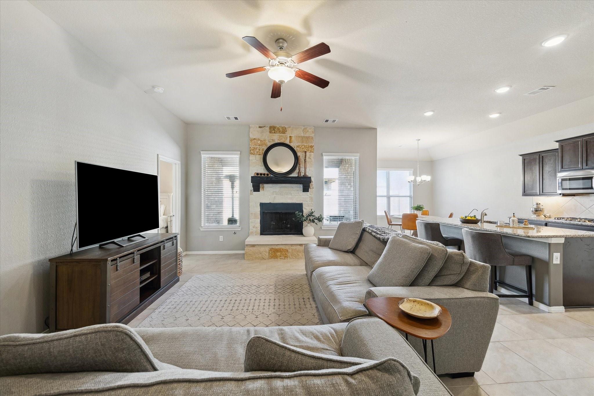 9910 Indian Rill Court Tomball, TX 77375 - Photo 9 of 34