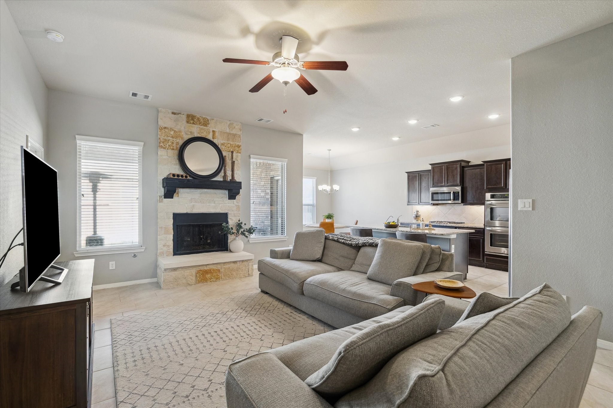 9910 Indian Rill Court Tomball, TX 77375 - Photo 10 of 34