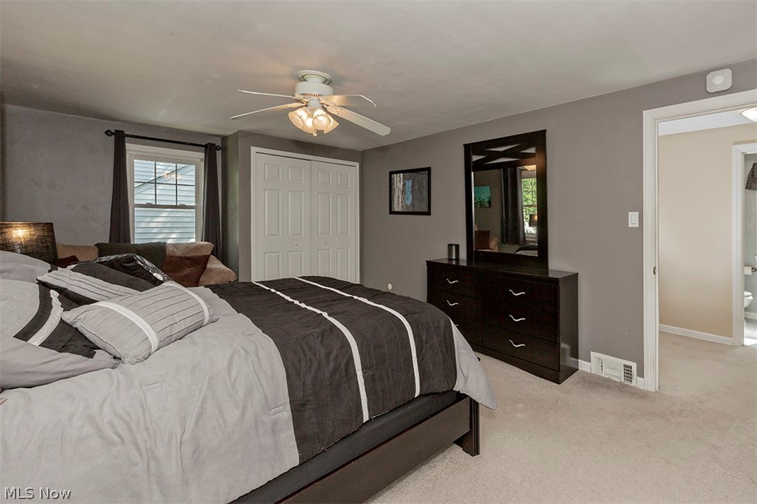 1355 Croyden Road Lyndhurst, OH 44124 - Photo 18 of 33