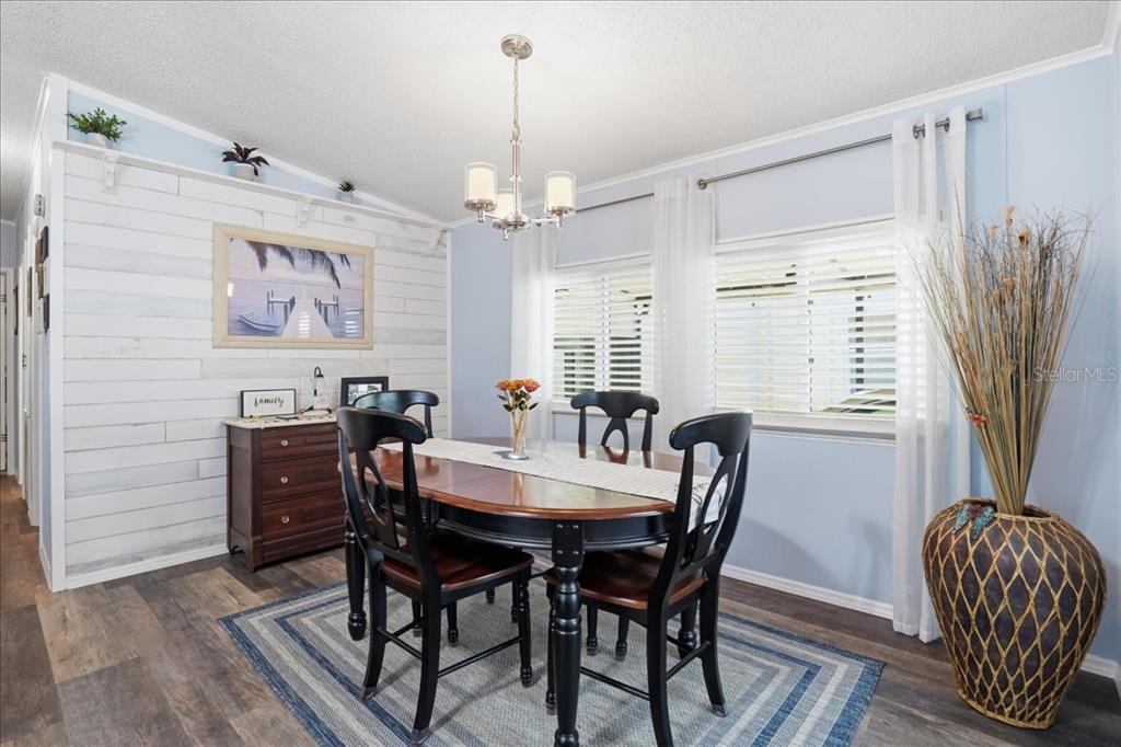 1001 Starkey Road, Unit 282 Largo, FL 33771 - Photo 5 of 37