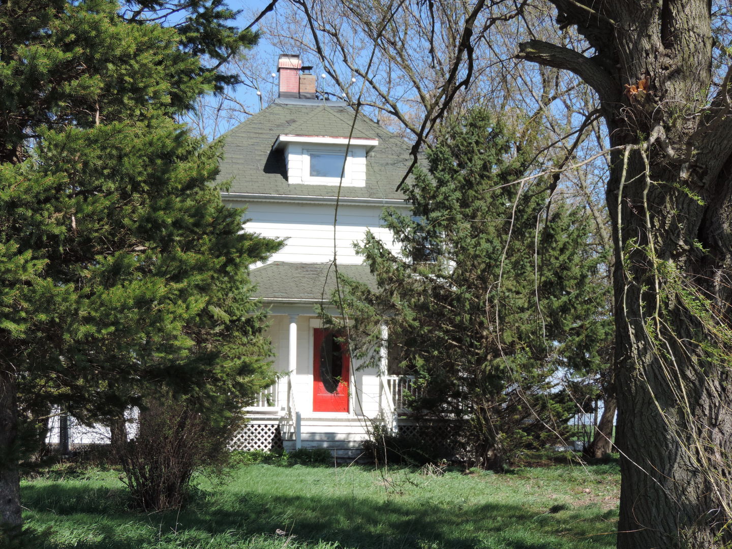 22768 McQueen Road Malta, IL 60150 - Photo 1 of 32