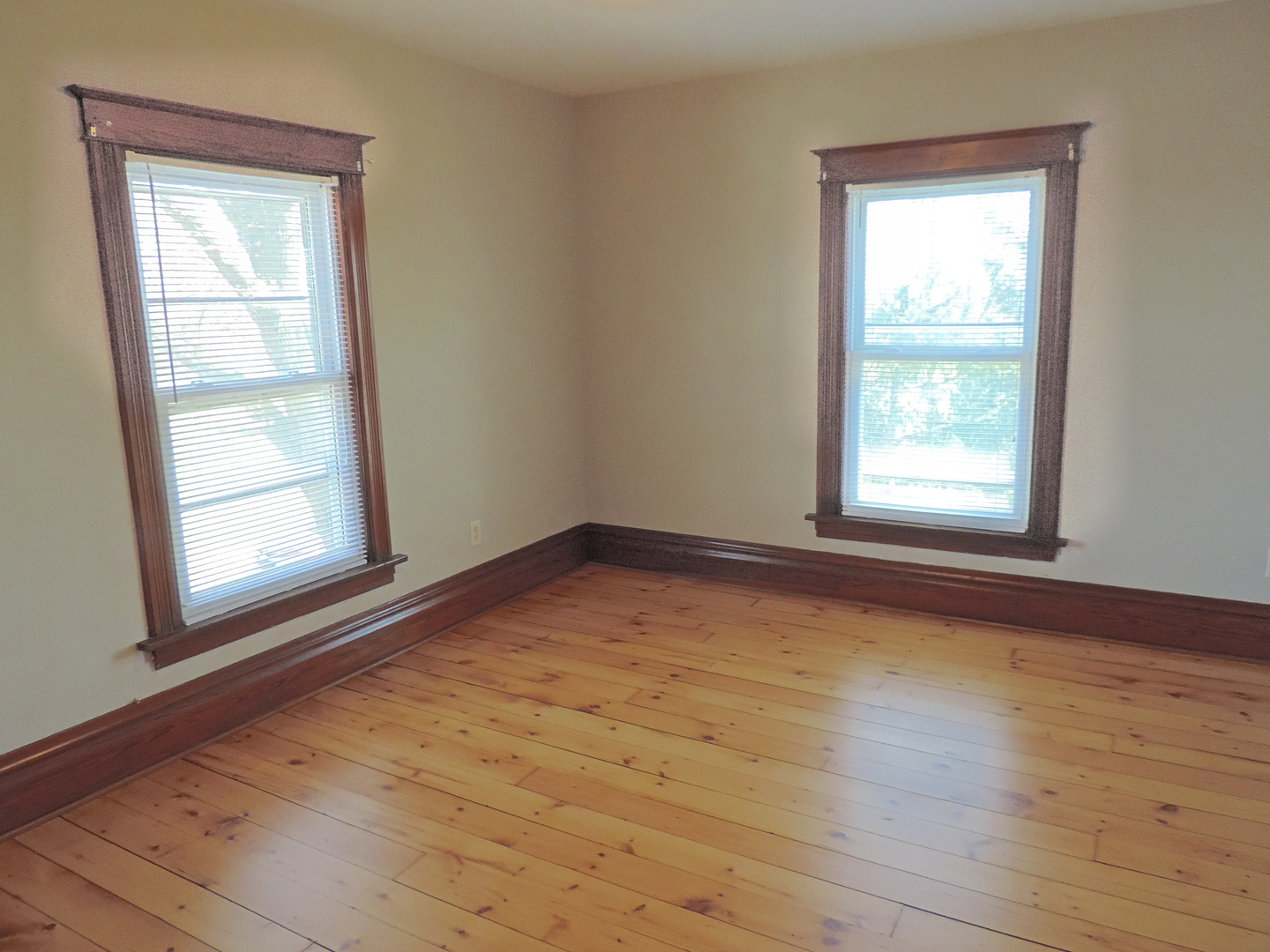 22768 McQueen Road Malta, IL 60150 - Photo 14 of 32
