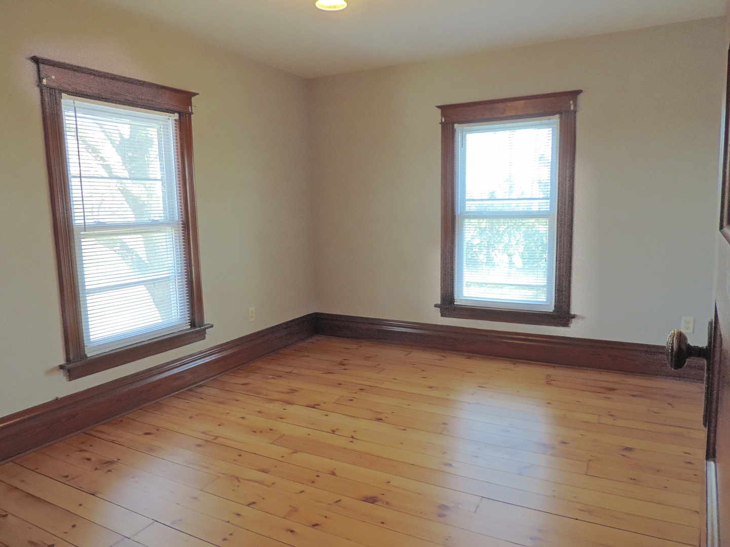 22768 McQueen Road Malta, IL 60150 - Photo 15 of 32