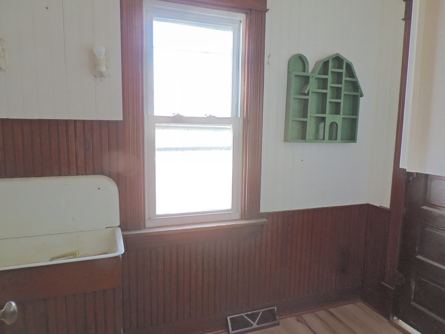 22768 McQueen Road Malta, IL 60150 - Photo 22 of 32