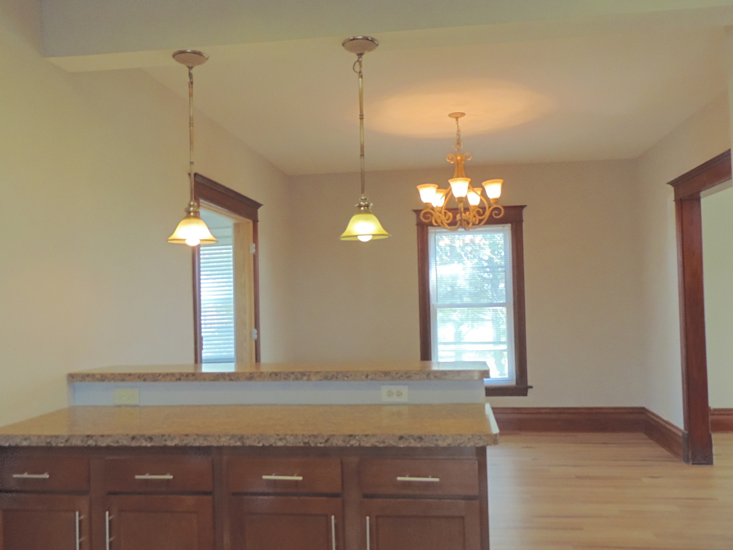 22768 McQueen Road Malta, IL 60150 - Photo 6 of 32