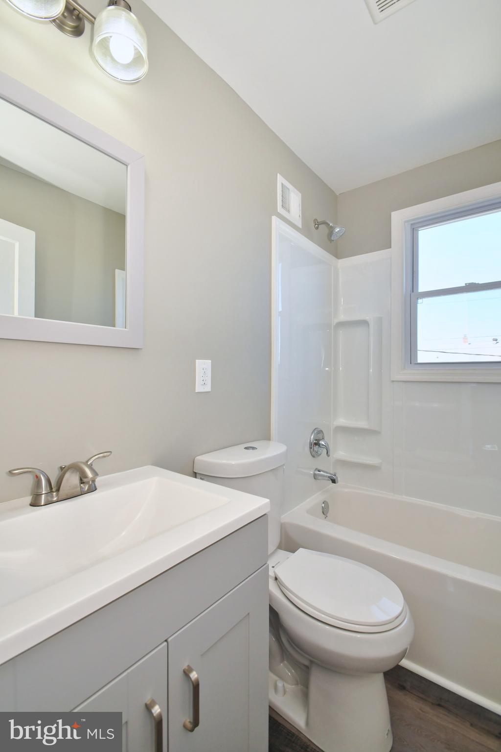 2163 Graythorn Road Baltimore, MD 21220 - Photo 16 of 36