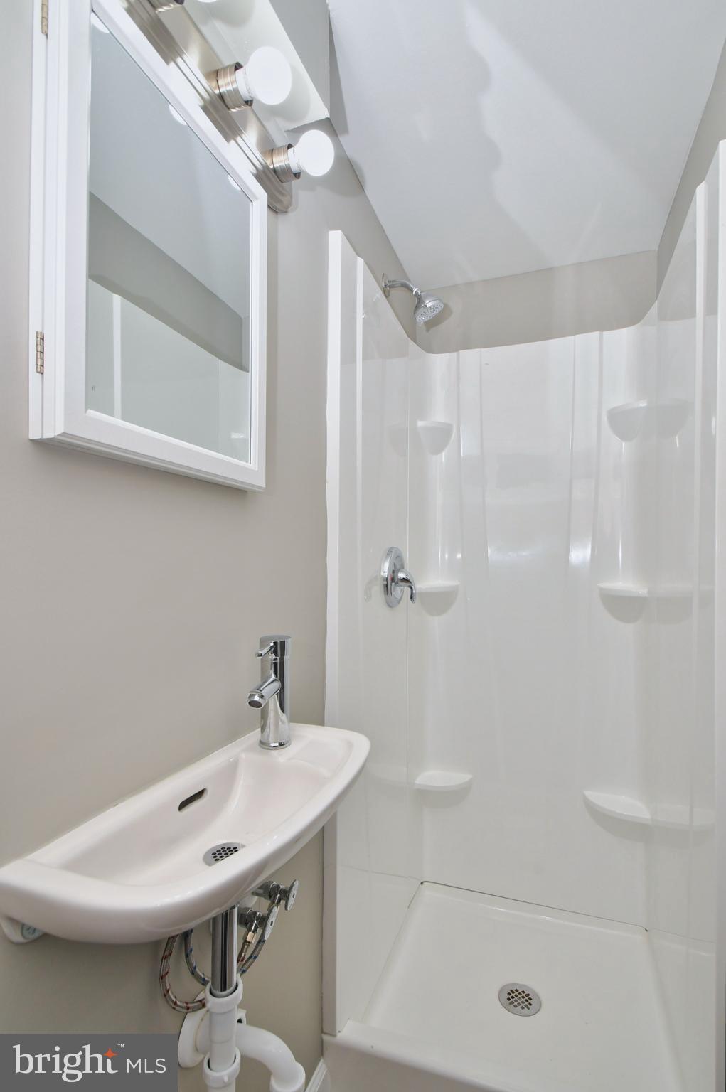 2163 Graythorn Road Baltimore, MD 21220 - Photo 35 of 36