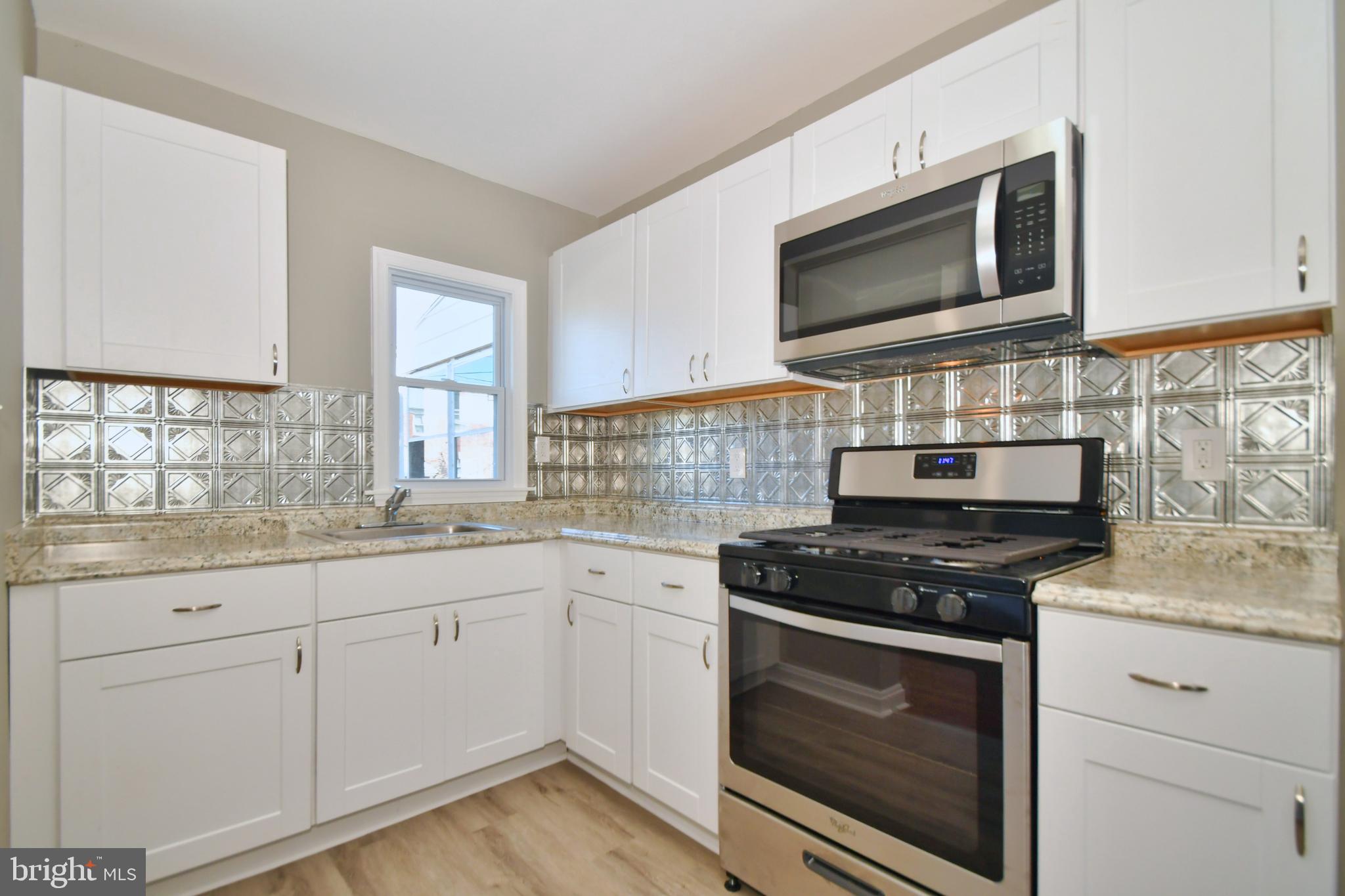 2163 Graythorn Road Baltimore, MD 21220 - Photo 6 of 36