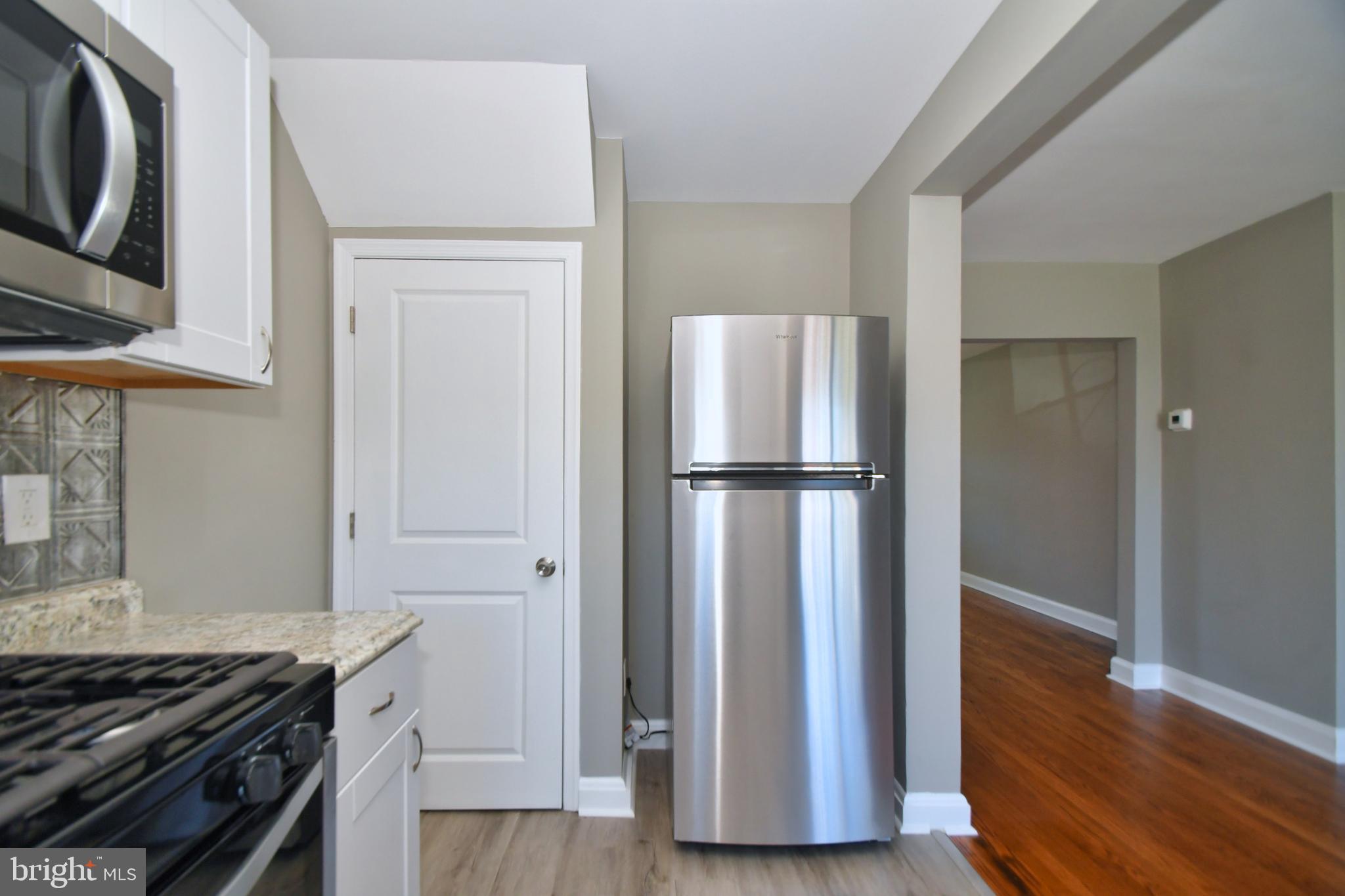 2163 Graythorn Road Baltimore, MD 21220 - Photo 8 of 36