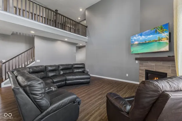 $735,500 | 4010 Spylaw Road, Bargersville, IN 46106