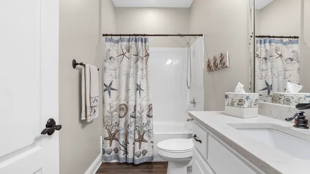 $625,000 | 332 Club House Drive East, Freeport, FL 32439