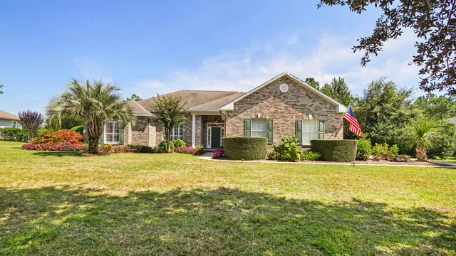 $625,000 | 332 Club House Drive East, Freeport, FL 32439