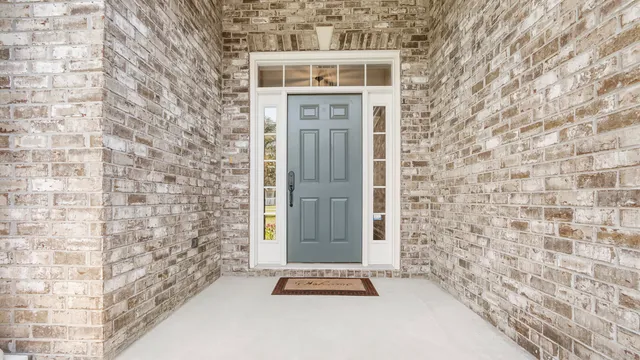 $625,000 | 332 Club House Drive East, Freeport, FL 32439