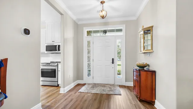 $625,000 | 332 Club House Drive East, Freeport, FL 32439