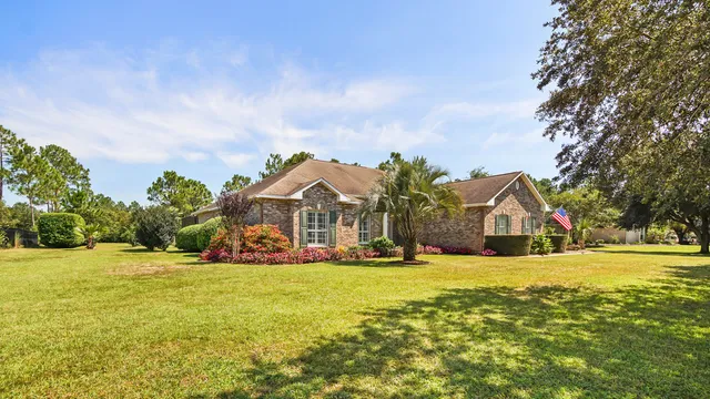 $625,000 | 332 Club House Drive East, Freeport, FL 32439