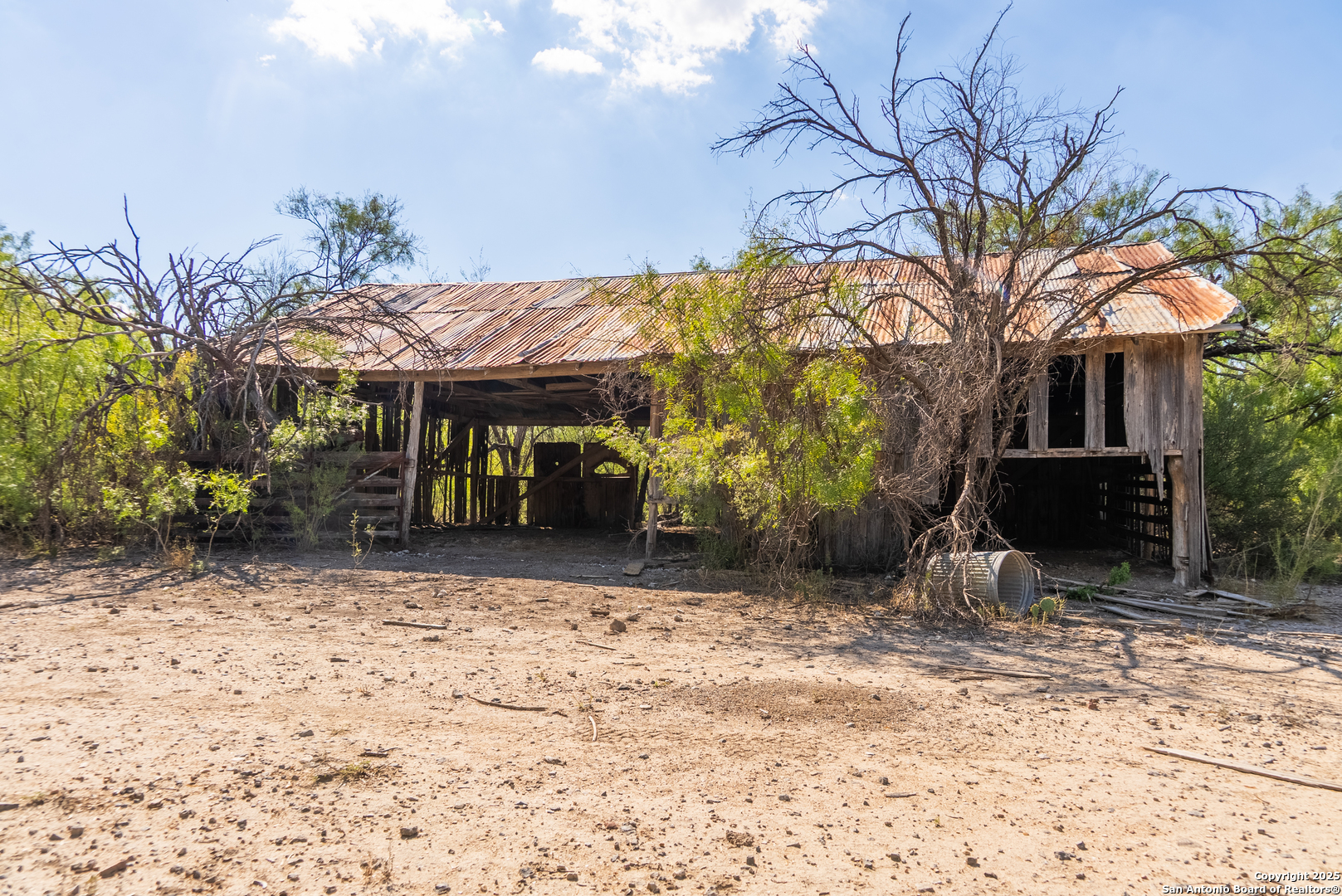 0 Old Hamilton Road Del Rio, TX 78841 - Photo 20 of 32 a view of a house with a yard