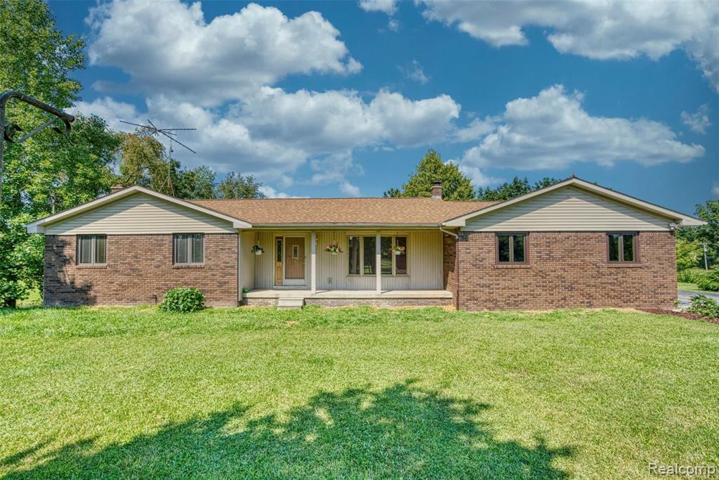 6895 Stow Road Fowlerville, MI 48836 - Photo 26 of 29