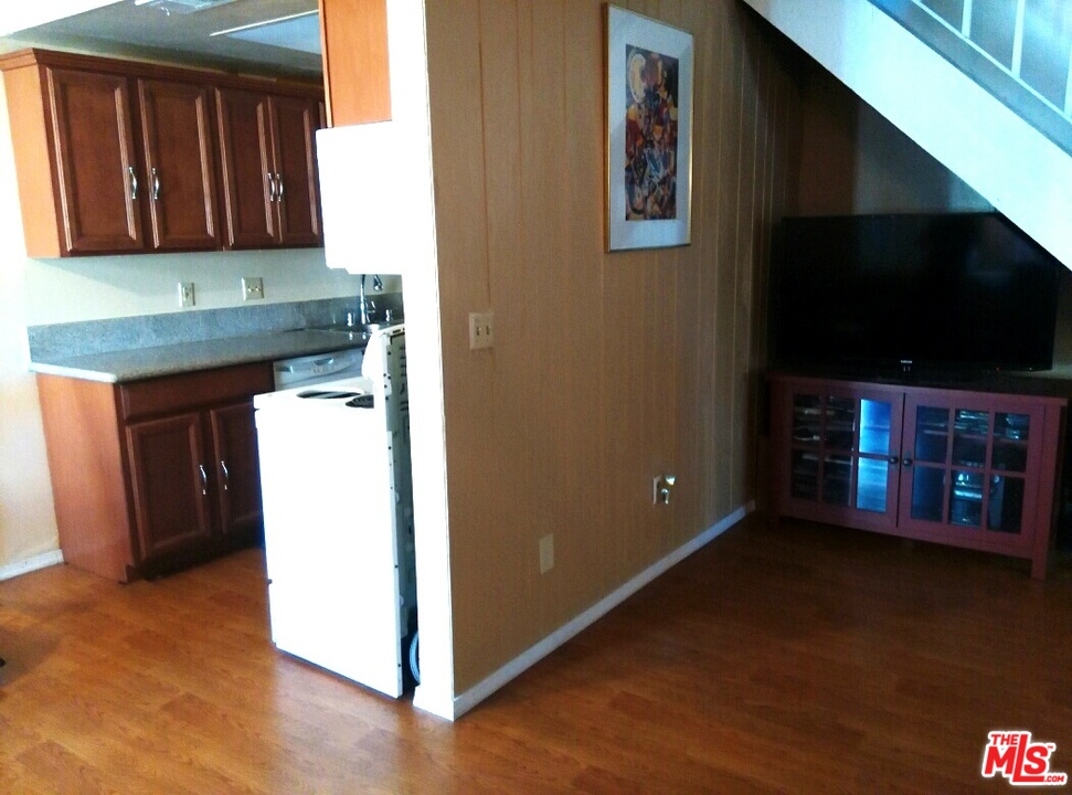 23440 Sunset Crossing Road, Unit B Diamond Bar, CA 91765 - Photo 6 of 17 Gallery Image 6