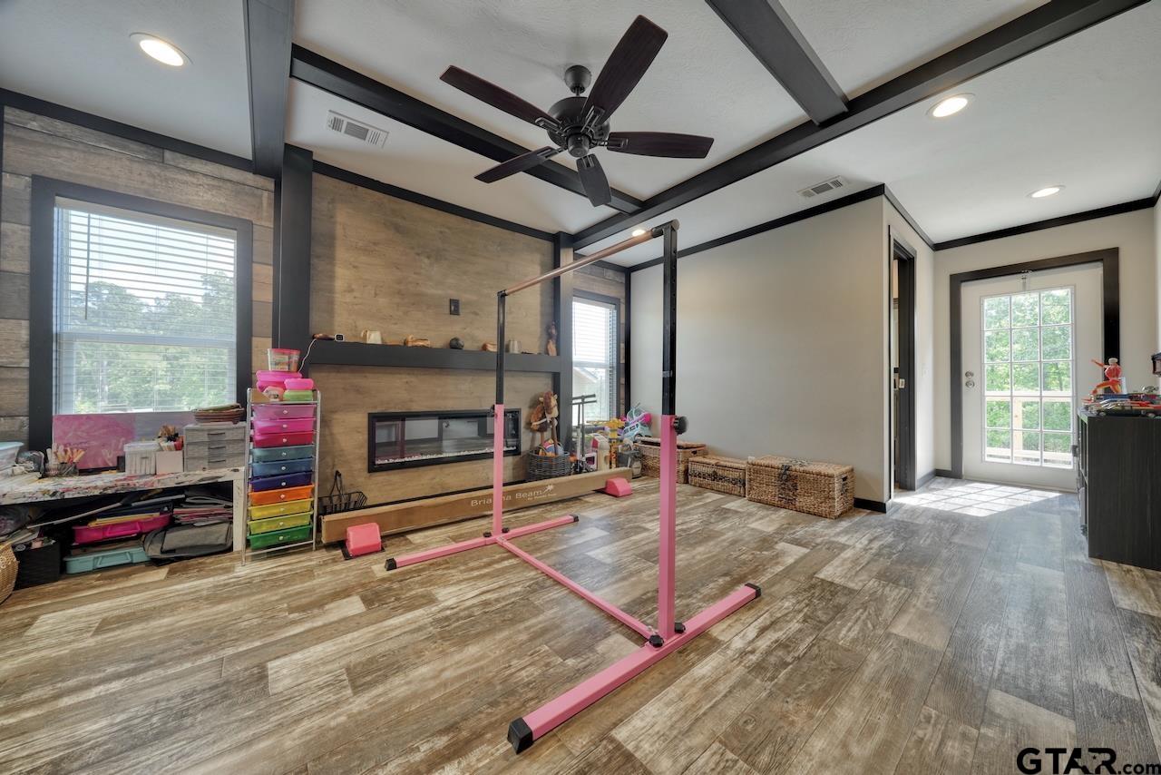 17675 Pine Drive Lindale, TX 75771 - Photo 15 of 35 a very nice looking room with a large window