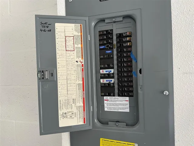 $2,100 | 11801 Essington Street, New Port Richey, FL 34654