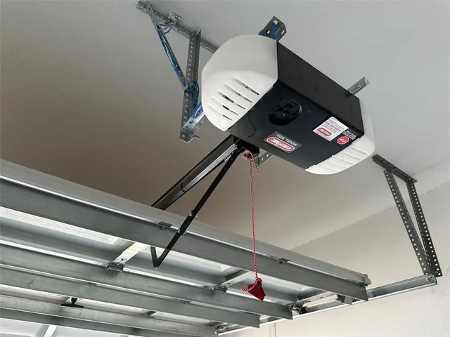 $2,100 | 11801 Essington Street, New Port Richey, FL 34654