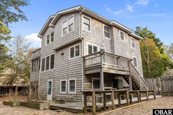 $674,900 | 177 Happy Indian Court, Southern Shores, NC 27949