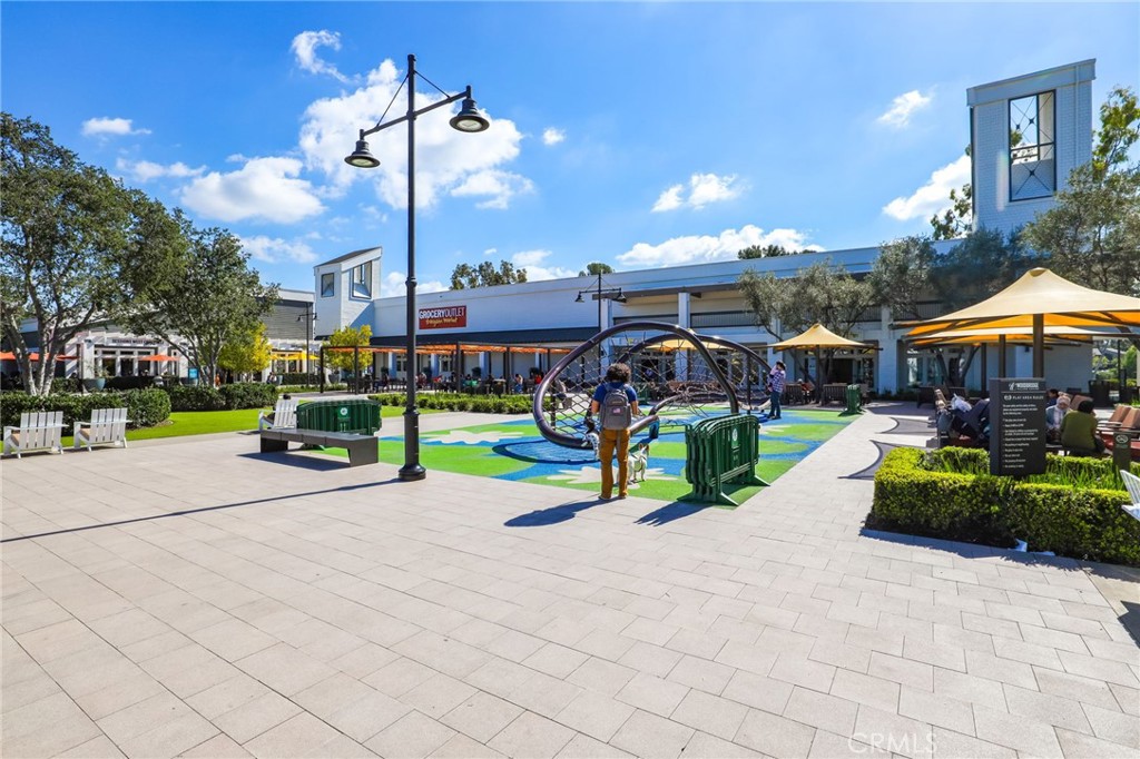 14 Thunder Trail, Unit 28 Irvine, CA 92614 - Photo 56 of 60 a view of outdoor space with porch and patio