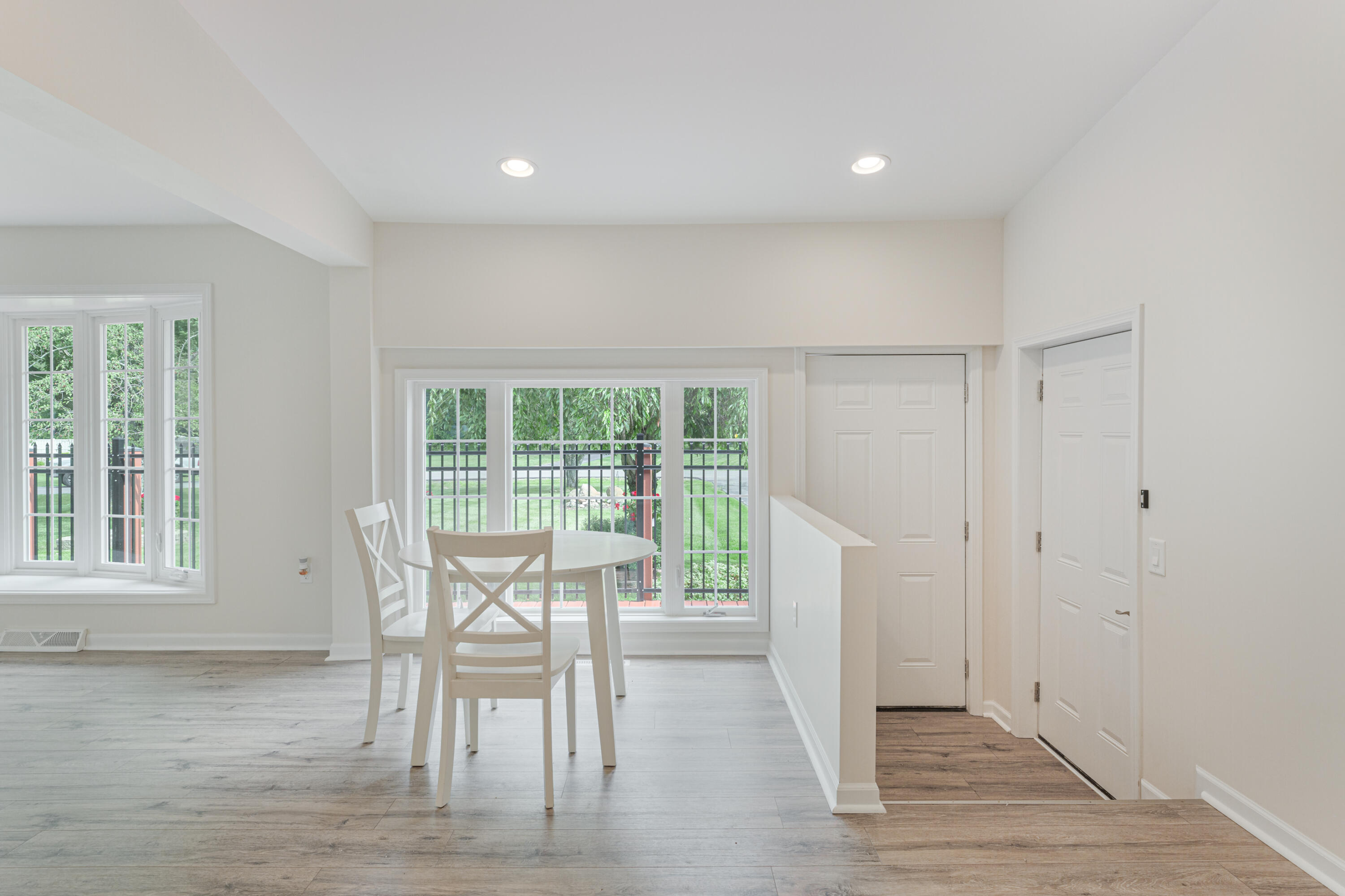 2205 Kenilworth Road Jackson, MI 49203 - Photo 12 of 49 12