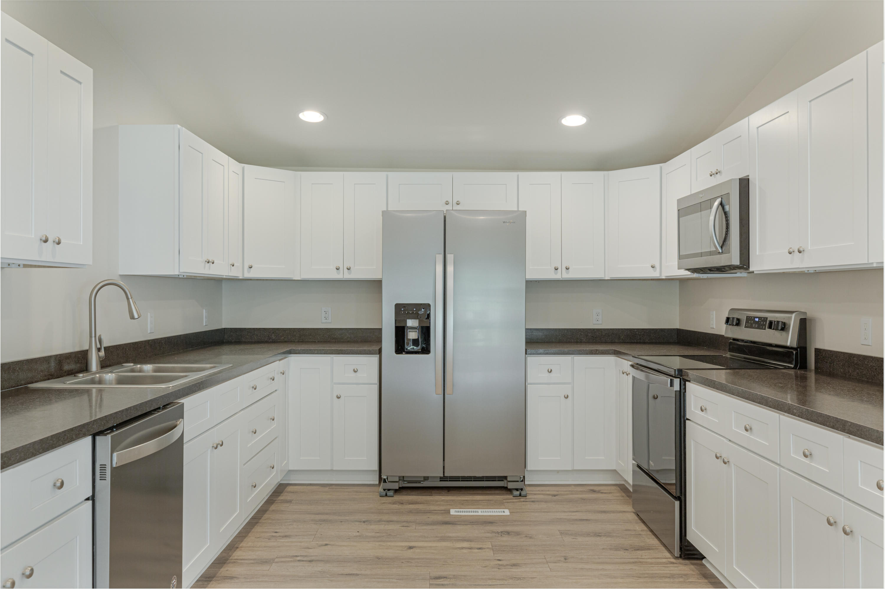 2205 Kenilworth Road Jackson, MI 49203 - Photo 16 of 49 16