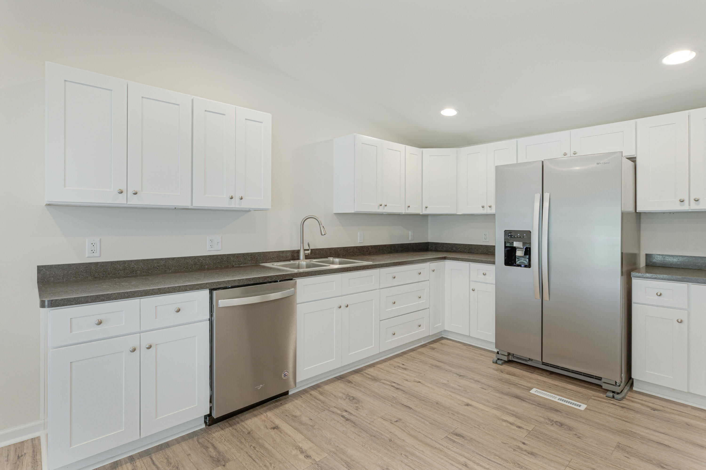 2205 Kenilworth Road Jackson, MI 49203 - Photo 17 of 49 17