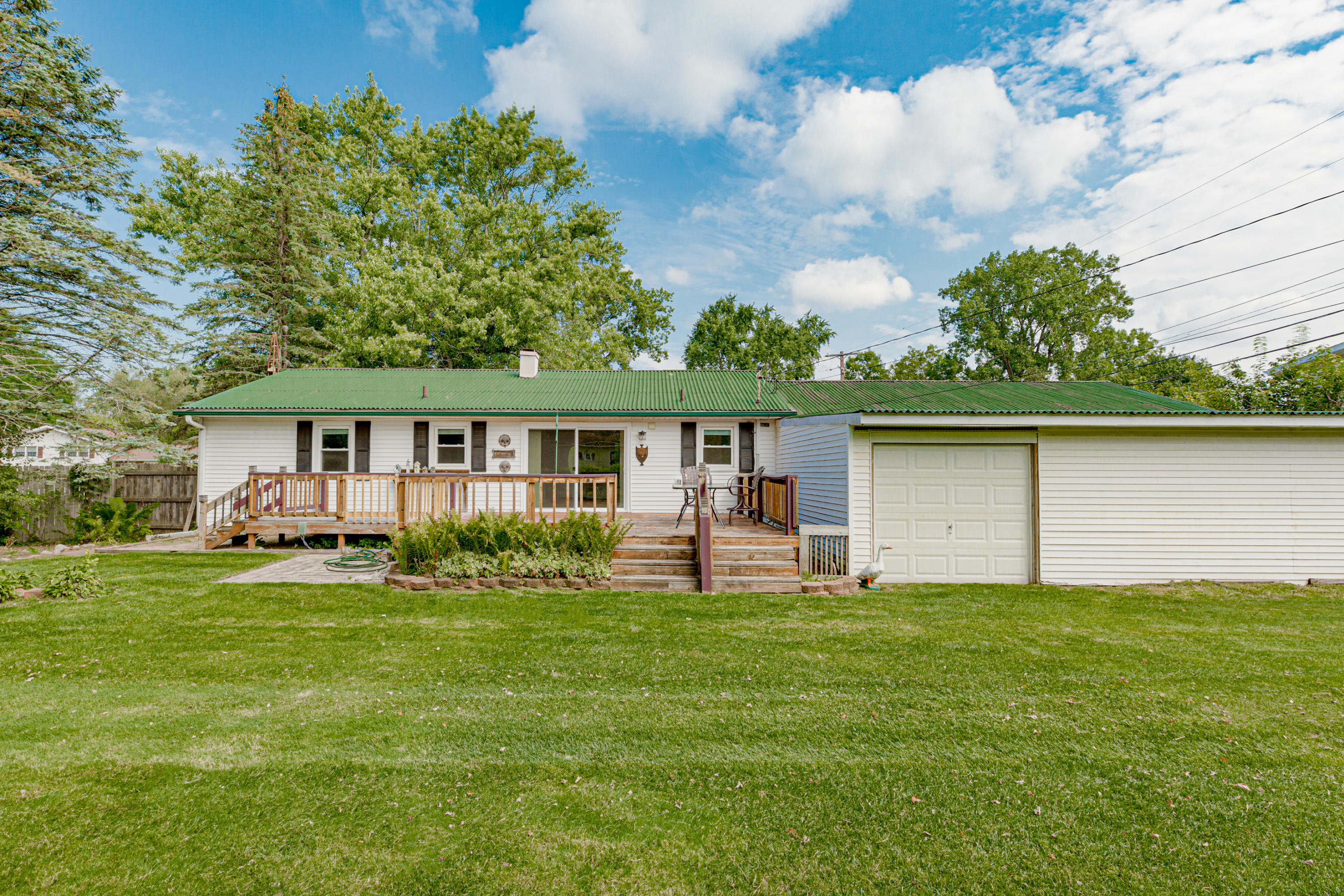 2205 Kenilworth Road Jackson, MI 49203 - Photo 42 of 49 48