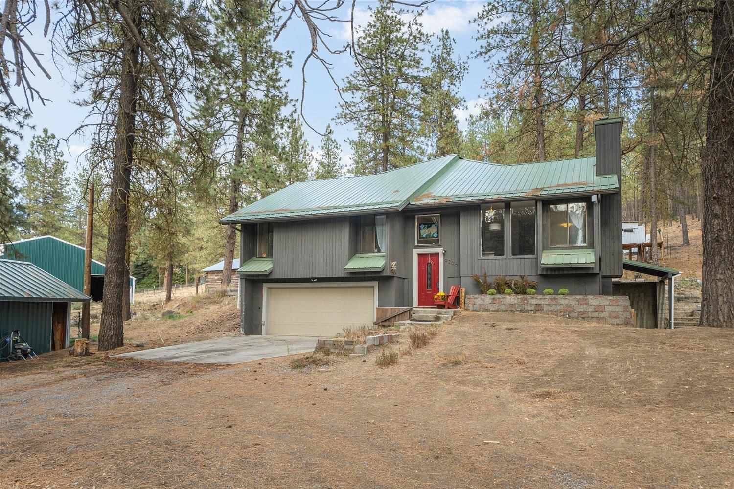 9206 North Brooks Road Spokane, WA 99224 - Photo 1 of 50