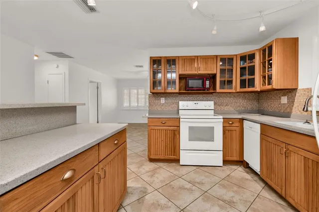 $265,000 | 216 Deleon Drive, Punta Gorda, FL 33980