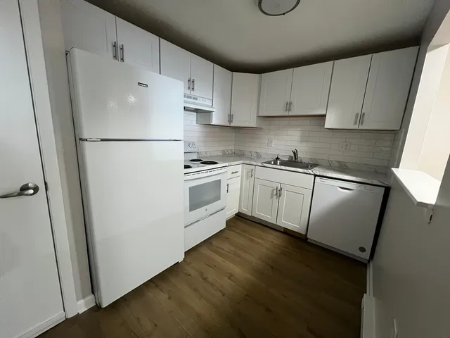 $1,850 | 328 Greenwood Street, Unit C 1, Worcester, MA 01607