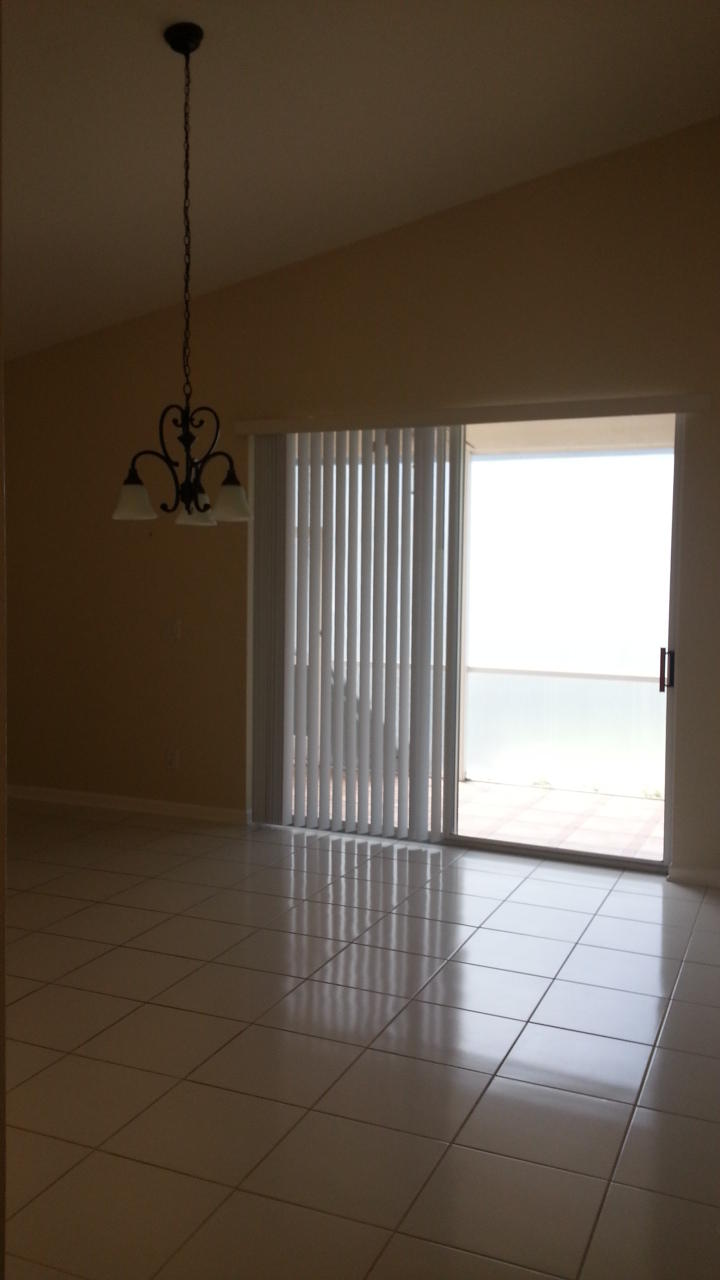 6764 Silver Ridge Lane Greenacres, FL 33413 - Photo 10 of 12 2015-10-03 11.00.19