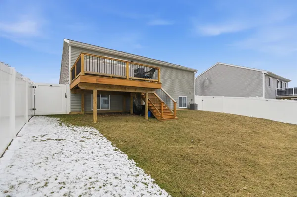 $318,000 | 2744 Sycamore River Drive, Fowlerville, MI 48836