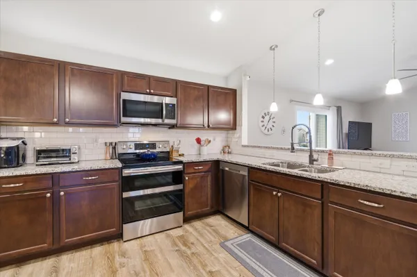 $318,000 | 2744 Sycamore River Drive, Fowlerville, MI 48836