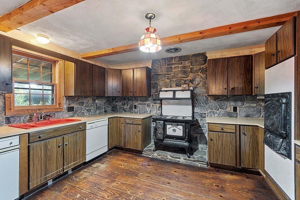4 Old Gardner Road Westminster, MA 01473 - Photo 16 of 42 Gallery Image 16
