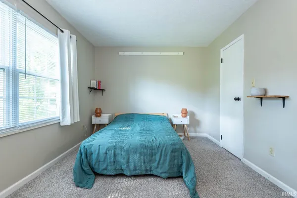 $1,200 | 2457 South Burberry Lane, Bloomington, IN 47401