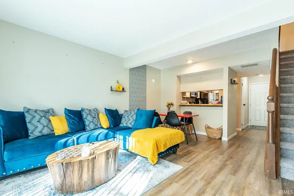 $1,200 | 2457 South Burberry Lane, Bloomington, IN 47401