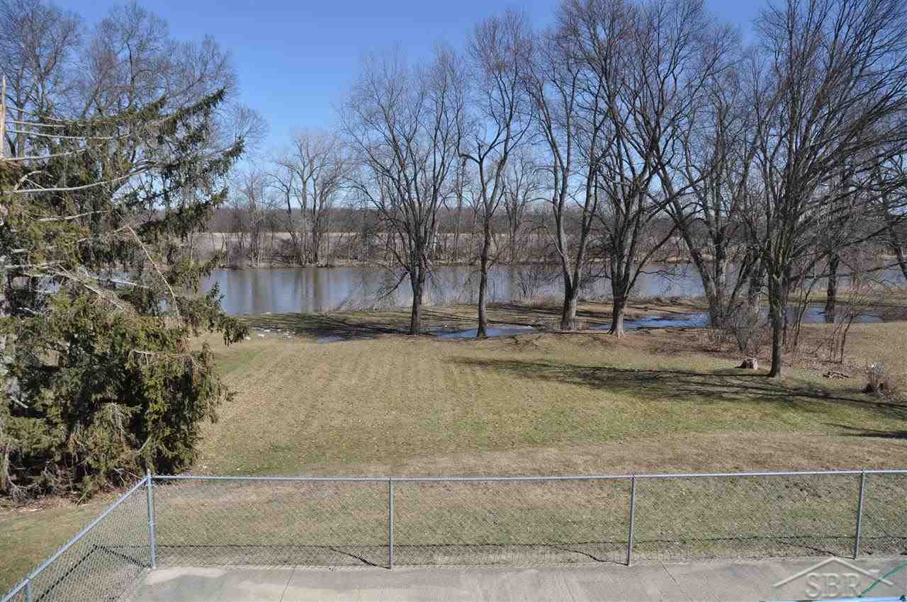 3776 North River Road Freeland, MI 48623 - Photo 14 of 17 31233822-13.JPG